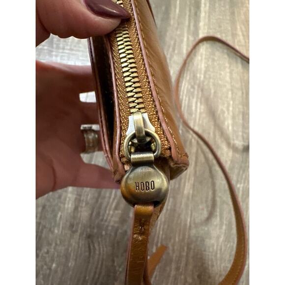 Hobo International Leather Crossbody Handbag, brown, D39 - Picture 4 of 8
